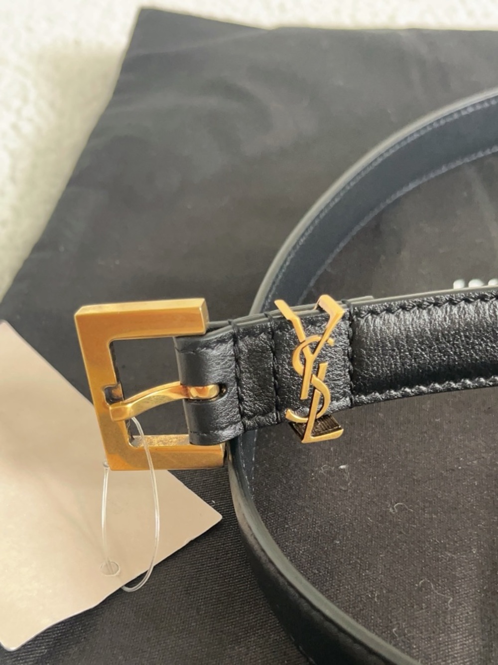 Saint Laurent  YSL Cassandre leather thin belt - Picture 11 of 13